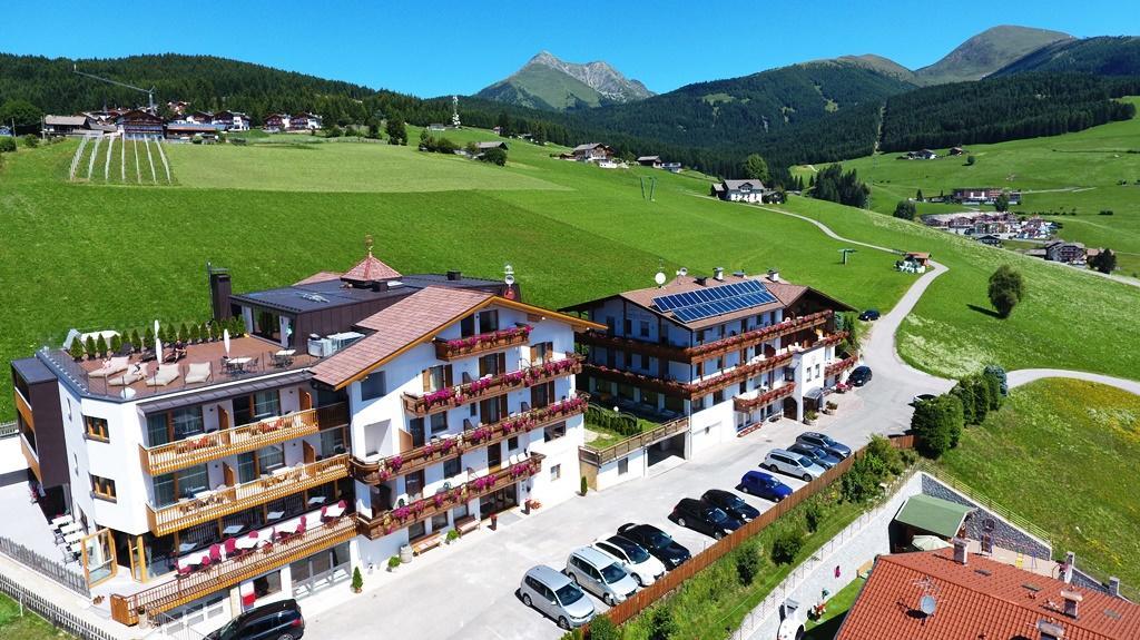 Hotel Kristall Maranza Exterior foto